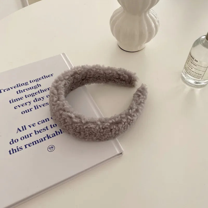 Luxe Lambswool Elegance Headband - GlamoROZ