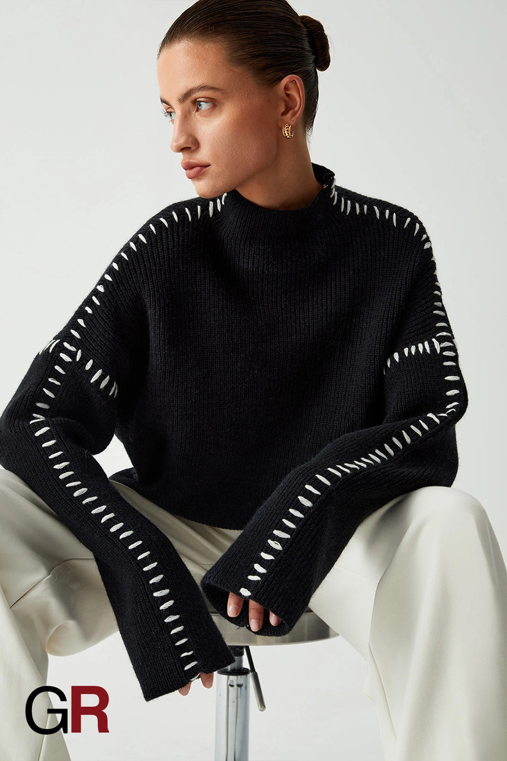 Luxe Color-Contrast Patchwork Crew Neck Sweater - GlamoROZ