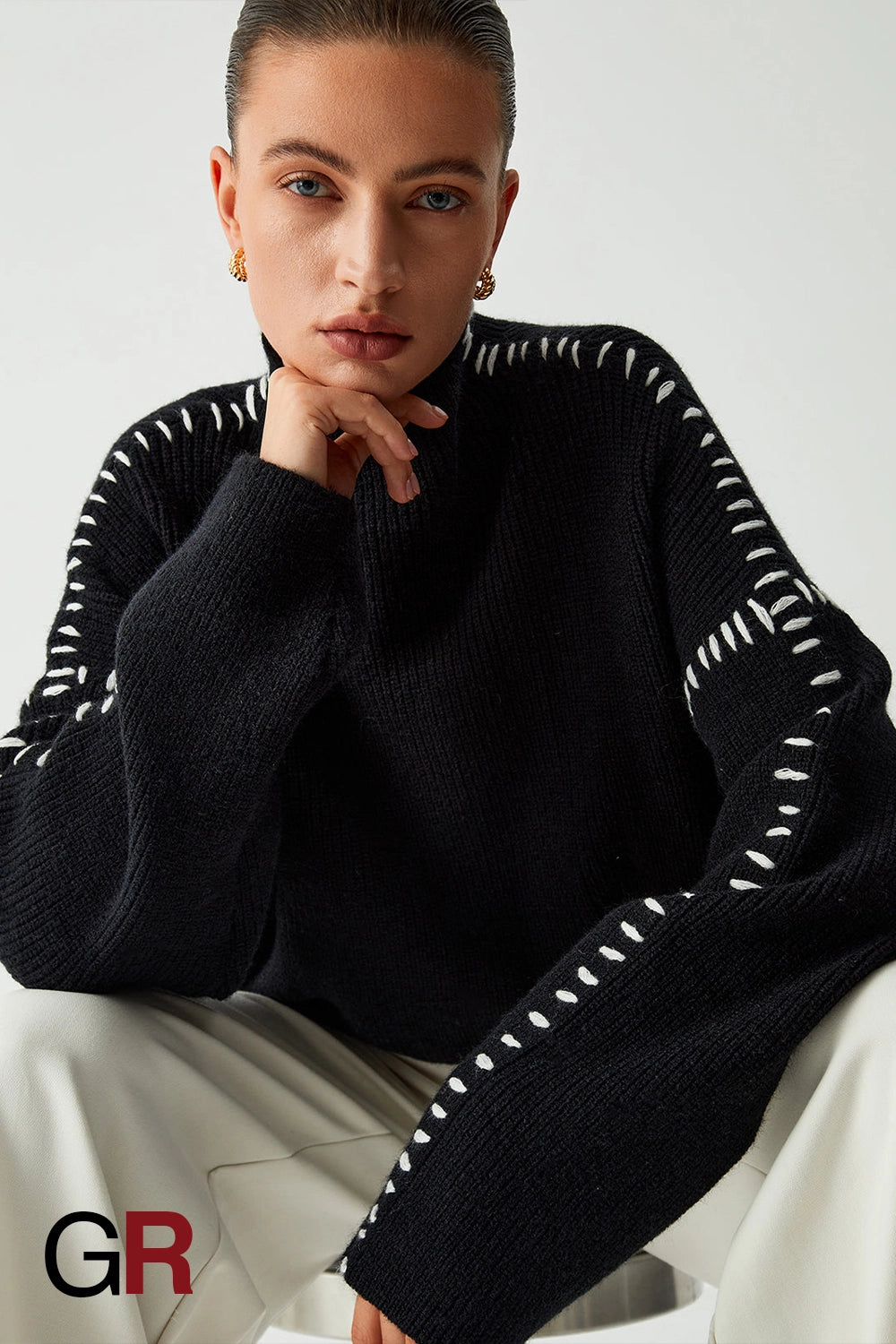 Luxe Color-Contrast Patchwork Crew Neck Sweater - GlamoROZ