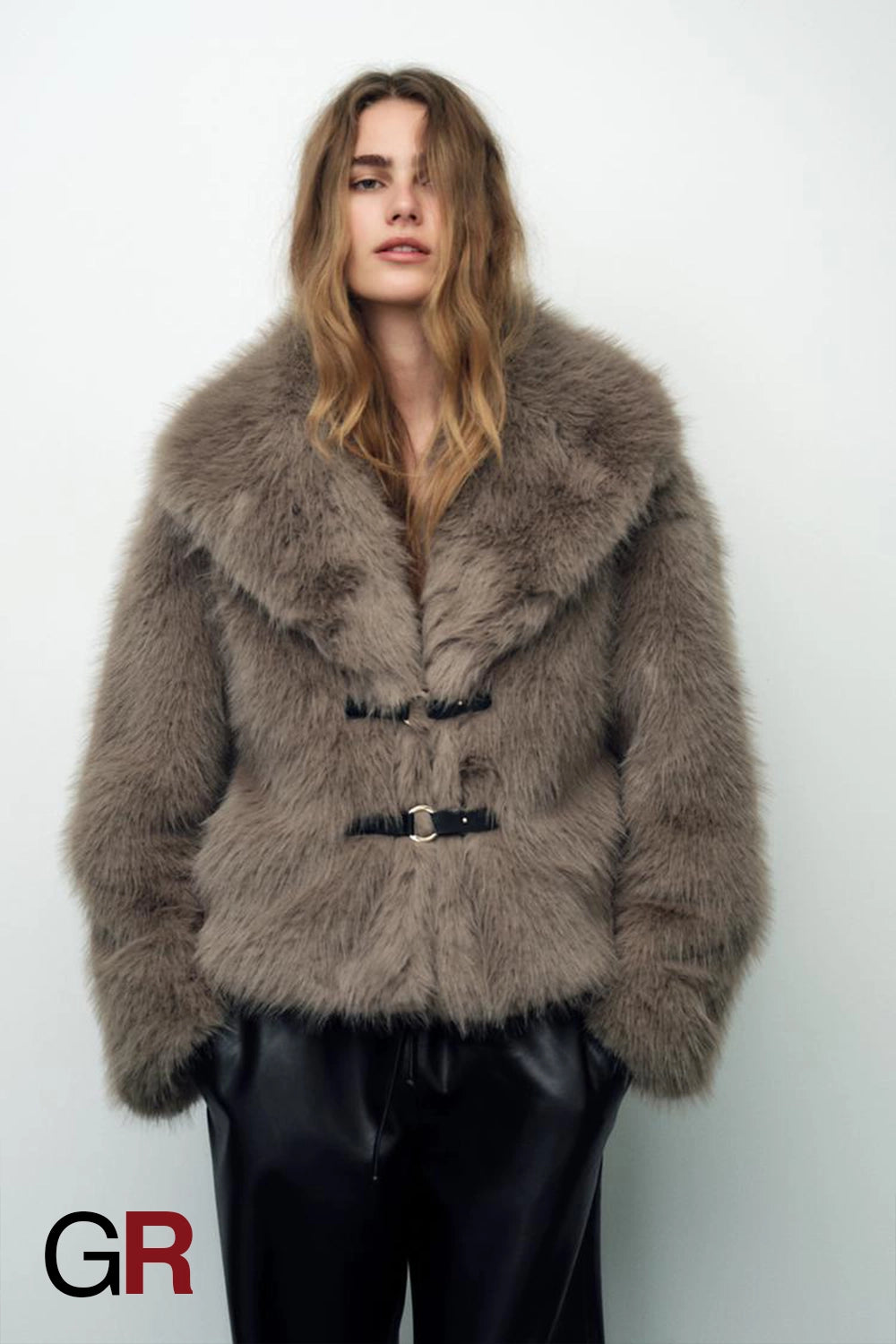Luxe Faux Fur Short Coat for Women - GlamoROZ