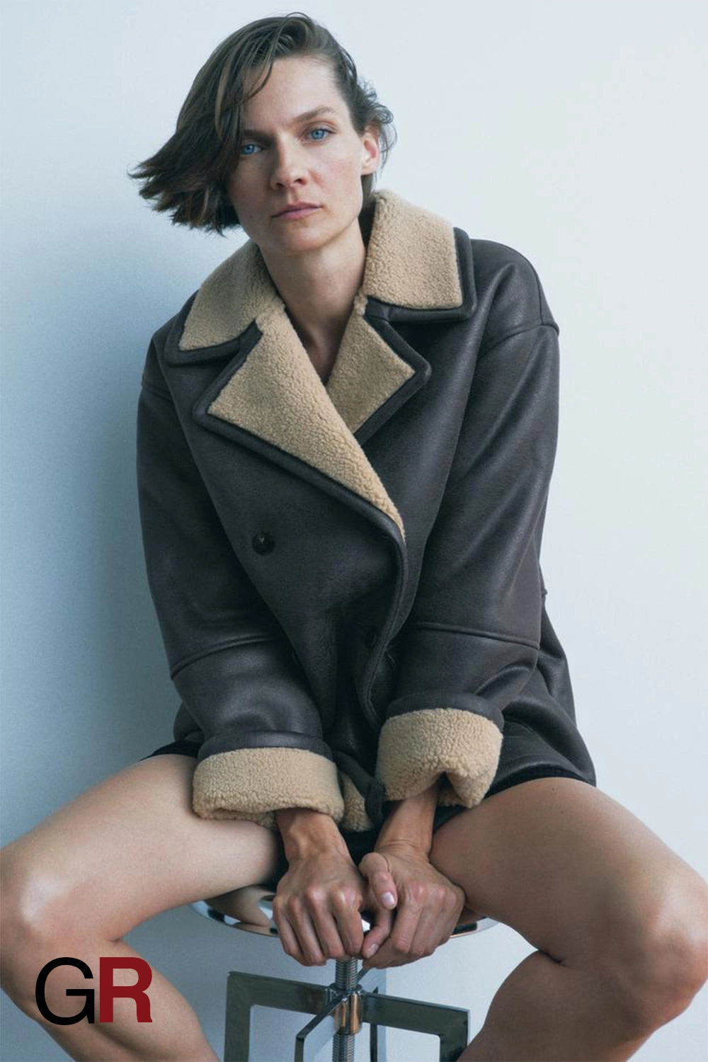 Elegant Double-Sided Lapel Overcoat for Women - GlamoROZ