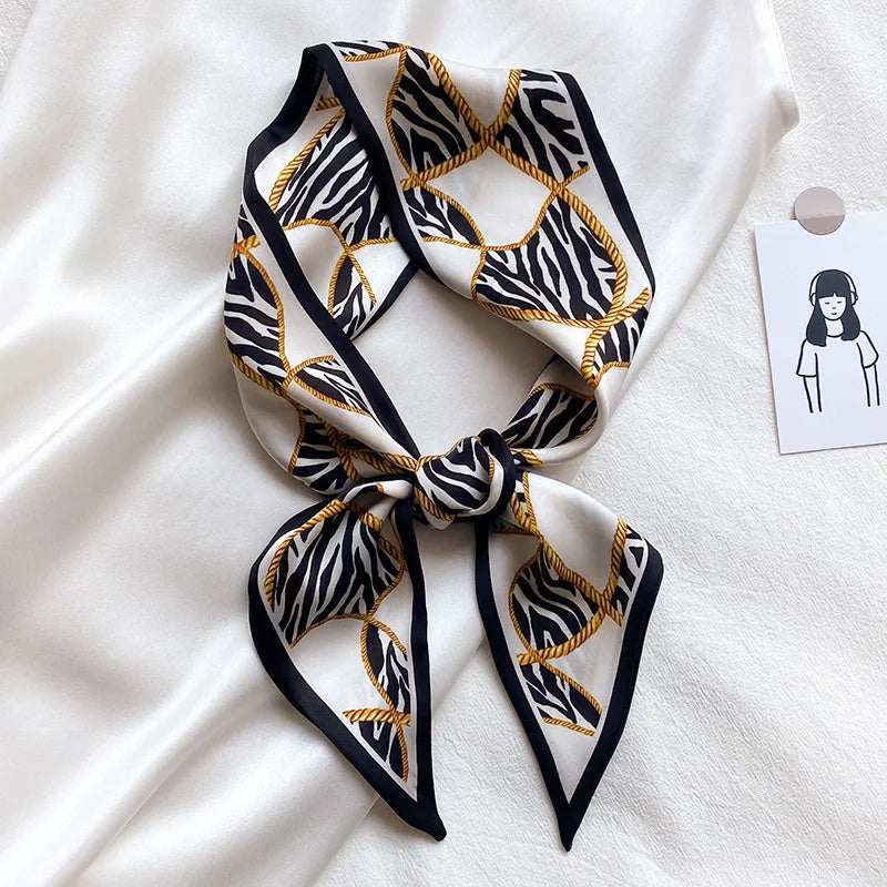 Exquisite Silk Scarf - GlamoROZ