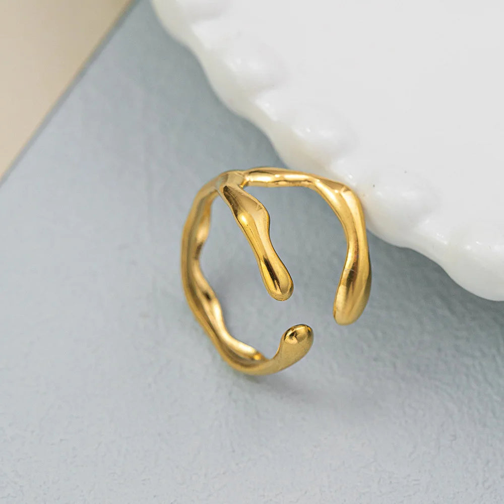 Elegance Hollow Ring - GlamoROZ