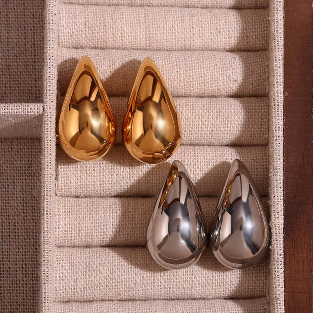 Radiant Dewdrop Earrings - GlamoROZ