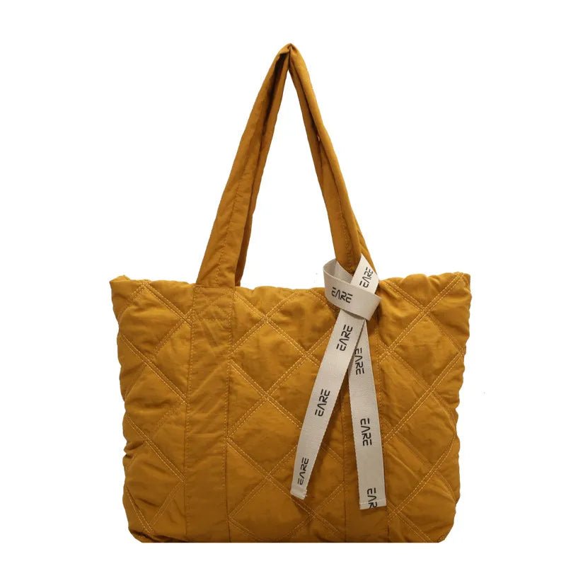 Arctic Chic Rhombus Tote - GlamoROZ