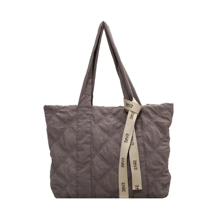 Arctic Chic Rhombus Tote - GlamoROZ