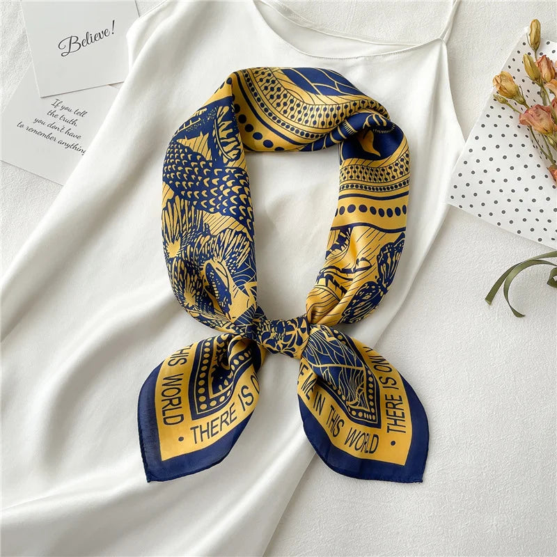 Petite Elegance Silk Scarf - GlamoROZ
