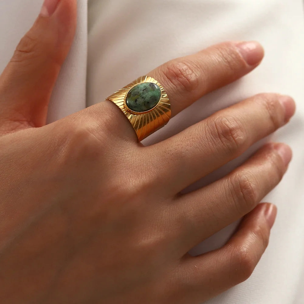 Ethnic Elegance Oval Turquoise Ring - GlamoROZ