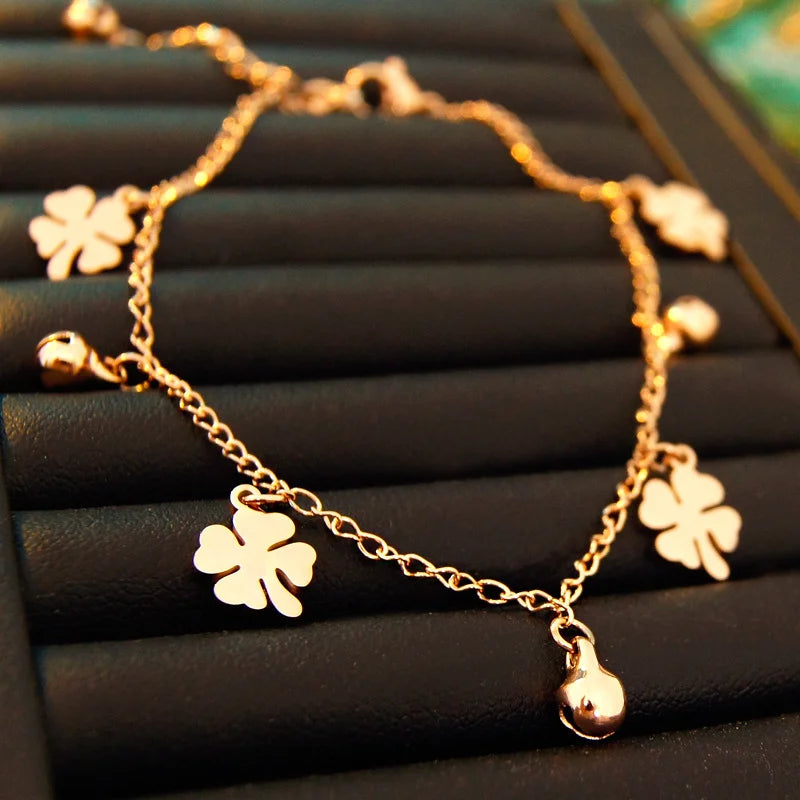 Ancient-Inspired Clover Bell Anklet - GlamoROZ