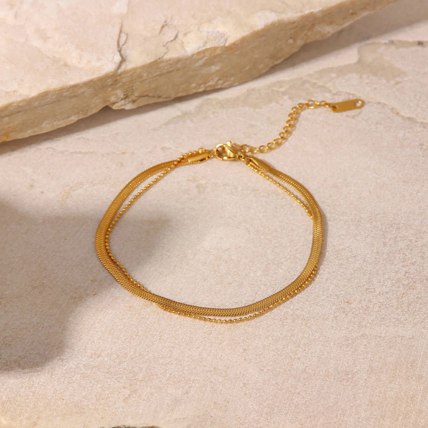 Frida's Gilded Elegance Anklet - GlamoROZ