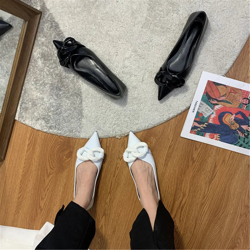Sophisticated Chain Flats - GlamoROZ