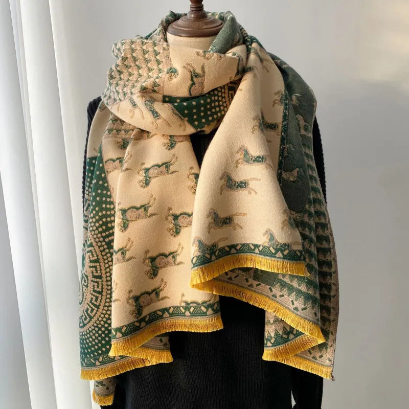 Vintage Charm Winter Scarf - GlamoROZ