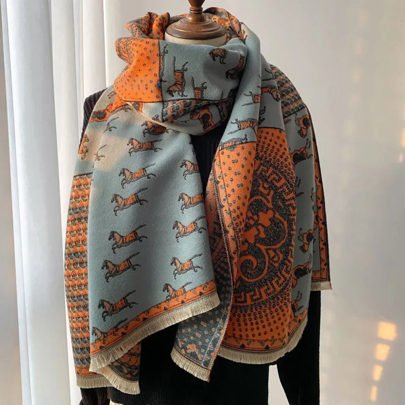Vintage Charm Winter Scarf - GlamoROZ