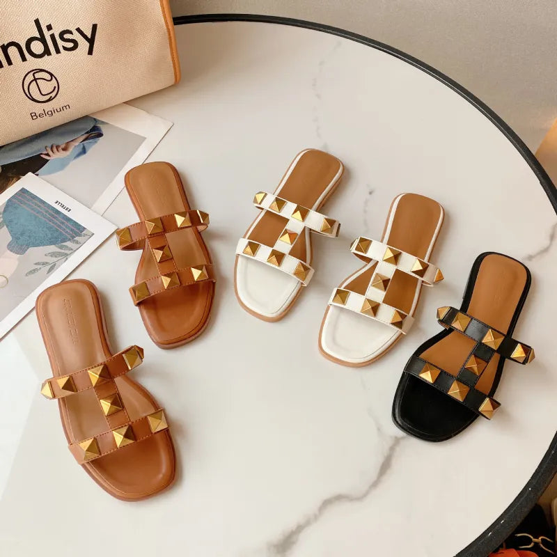 Starlet Rivet Beach Flats - GlamoROZ