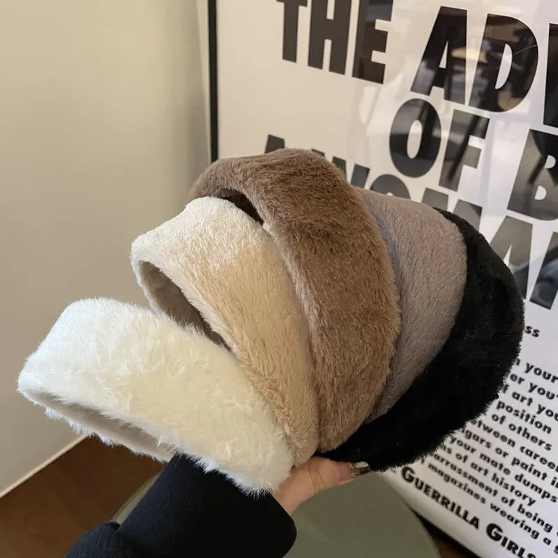 Plush Elegance Headband - GlamoROZ