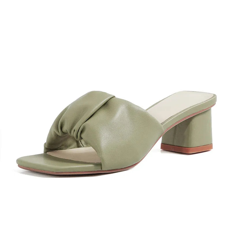 ChicStride Mid-Heel Sandals - GlamoROZ