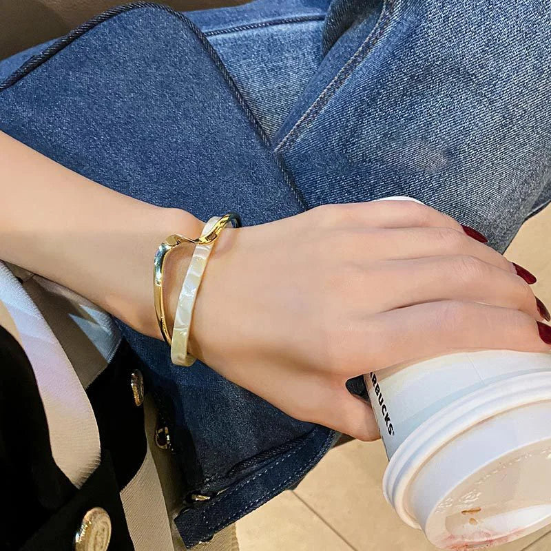 Opulent White Cristal Bracelet - GlamoROZ