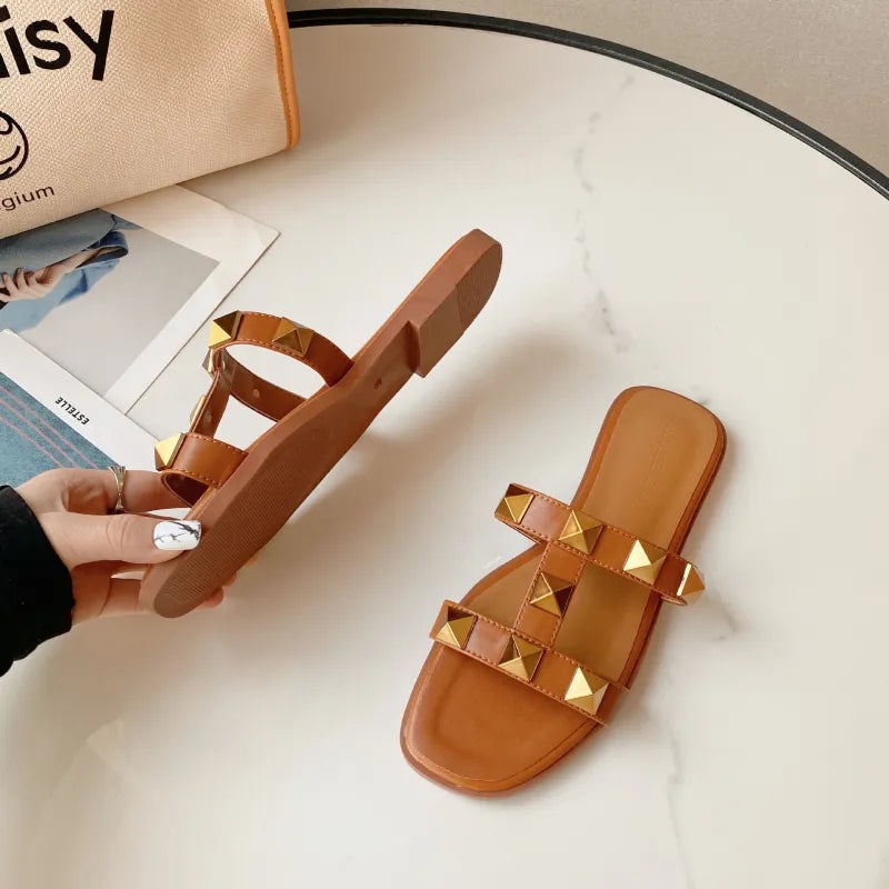 Starlet Rivet Beach Flats - GlamoROZ