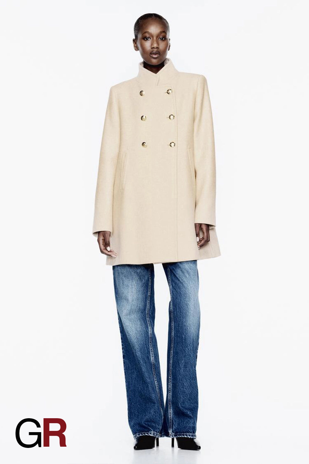 Elegant Slim-Fit Wool Coat in Solid Color - GlamoROZ