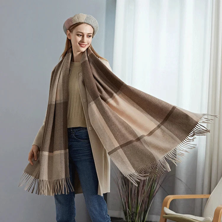 Luxe Wool Plaid Scarf - GlamoROZ