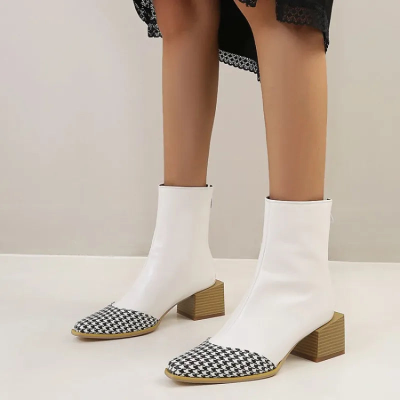 Grandeur Brit Pointed Leather Boots - GlamoROZ