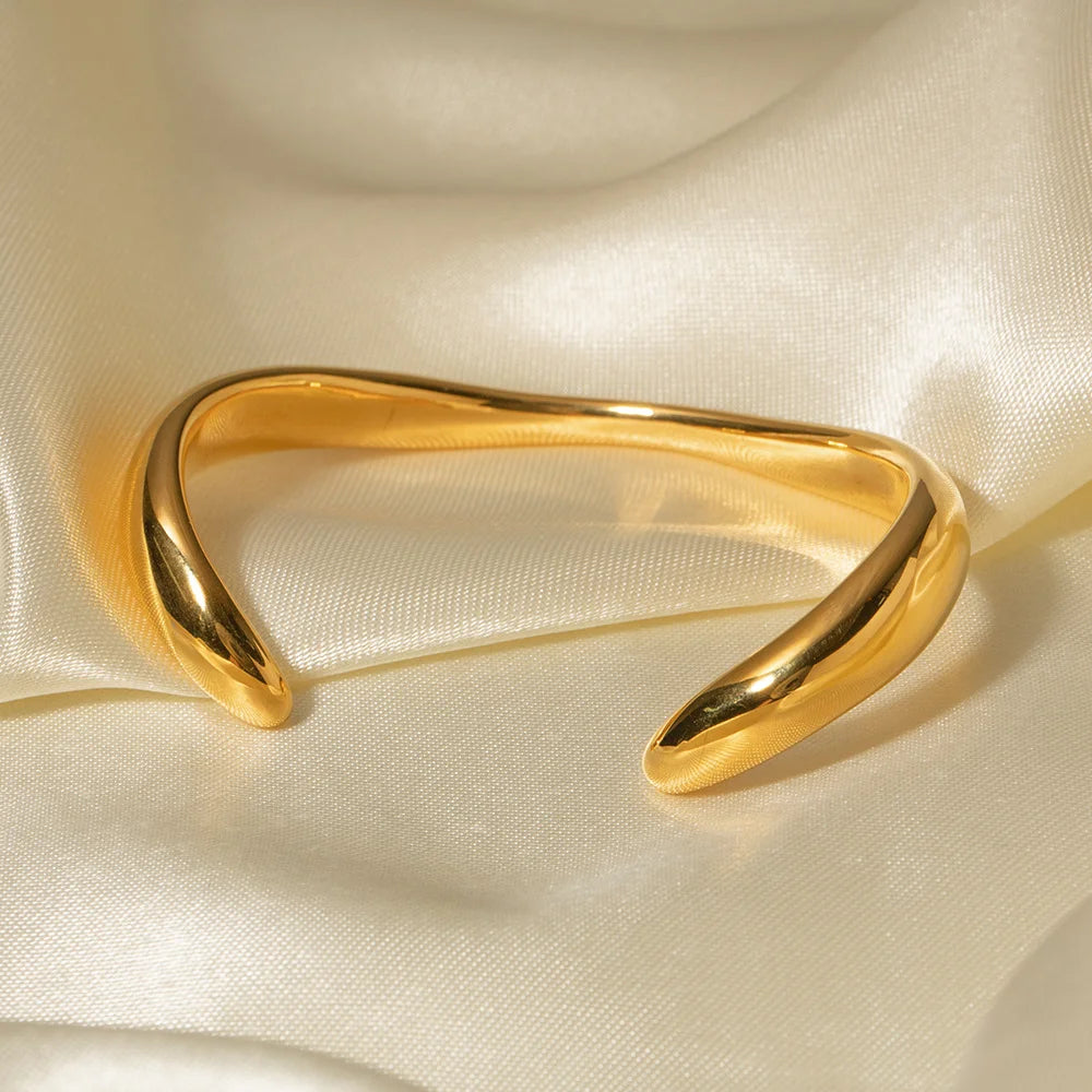 Golden Majesty Bracelet - GlamoROZ