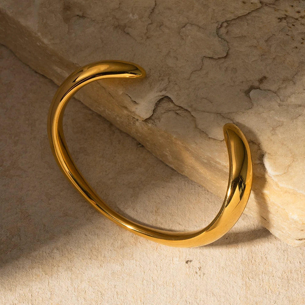 Golden Majesty Bracelet - GlamoROZ