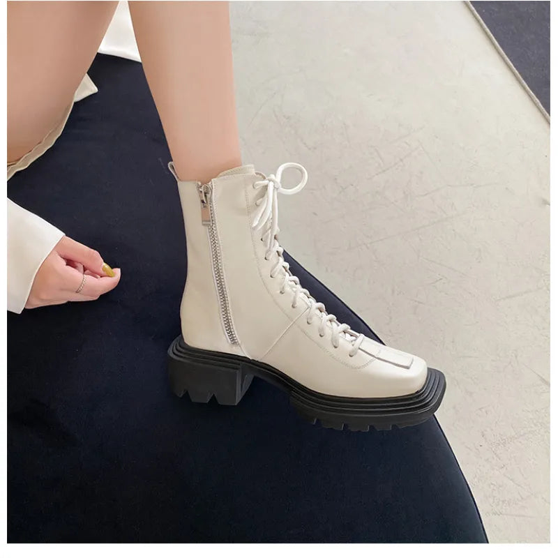 Chic Retro Short Boots with French Flair - GlamoROZ