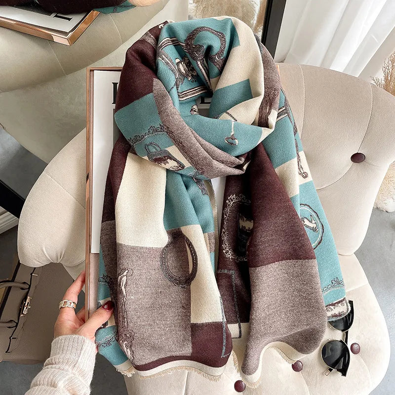 Cashmere Sweet Tassel Shawl - GlamoROZ