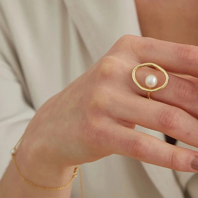 Pearl Chic Ring - GlamoROZ