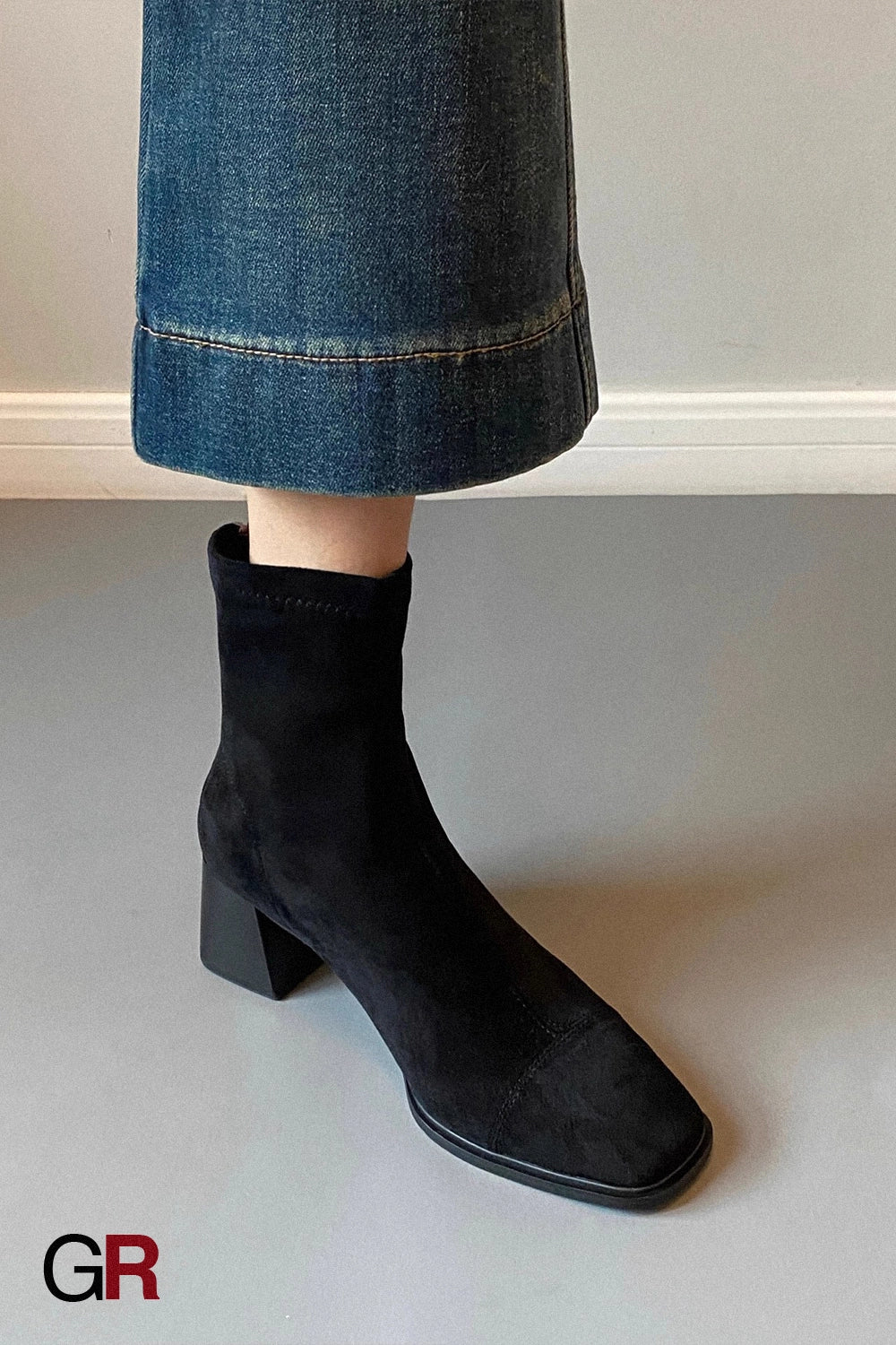 Women's Solid Color Simple Suede Chunky Heel Ankle Boots