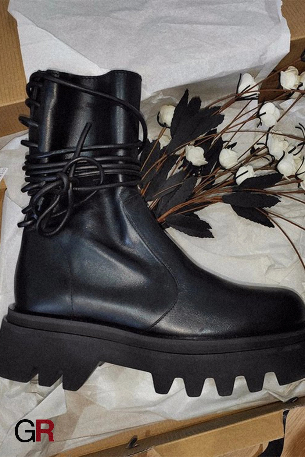 Retro side zip ankle boots