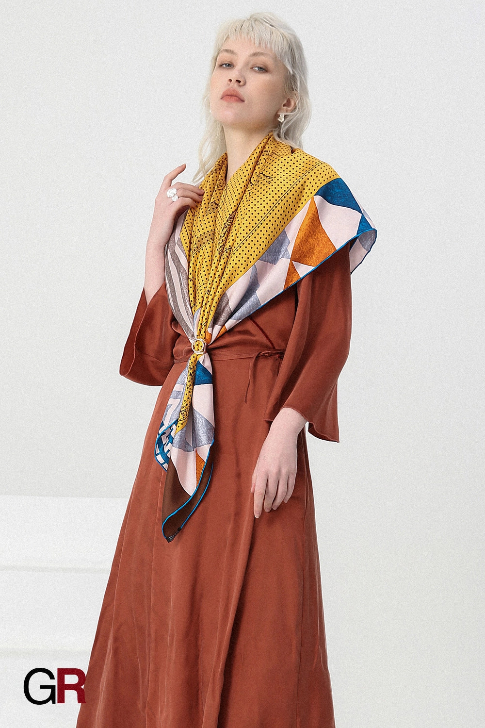 110x110 cm silk scarf