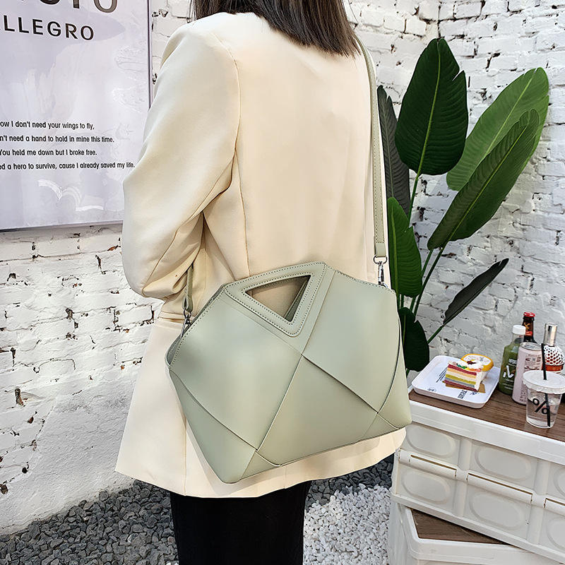 Summit Weave Maxi Tote - GlamoROZ