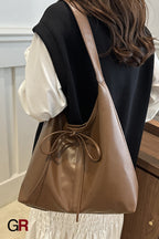 Fashionable Stylish Shoulder Texture Large Capacity Niche Design Bag