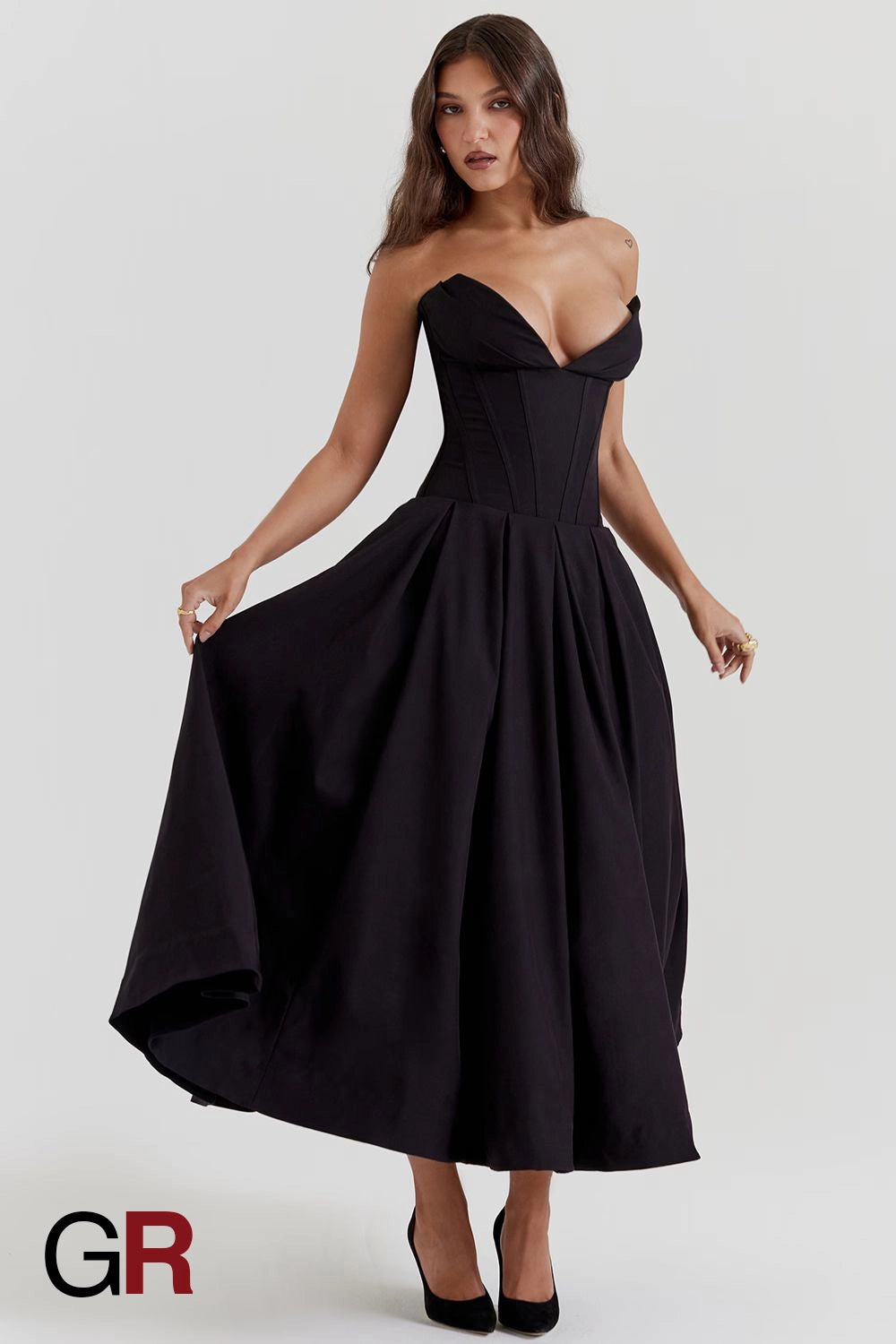 Chic Allure Strapless Bodycon Black Dress - GlamoROZ