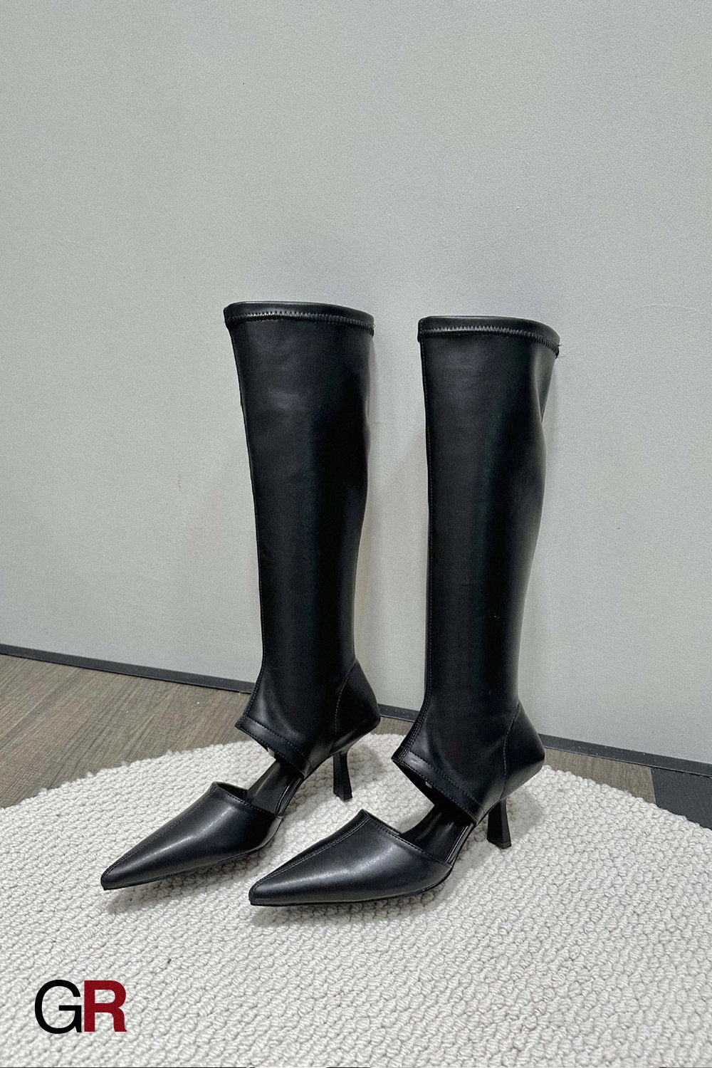 Fashion Personality Pointed-toe Hollowed Women's Boots