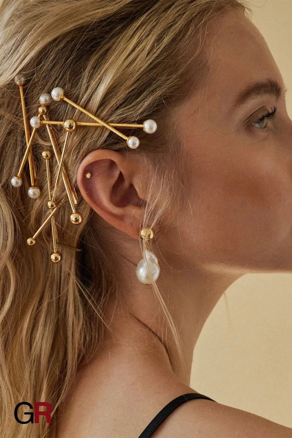 New Cross Pearl Bobby Pin