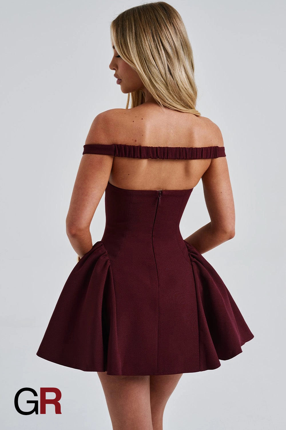 Enchanting Autumn Backless Contour Dress - GlamoROZ