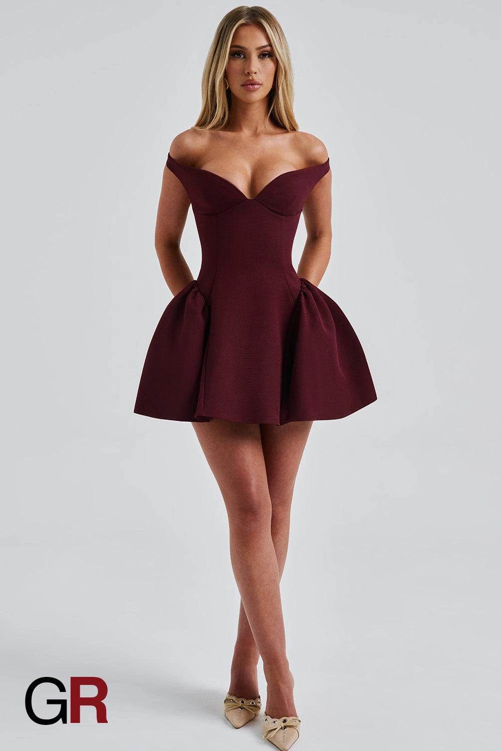 Enchanting Autumn Backless Contour Dress - GlamoROZ