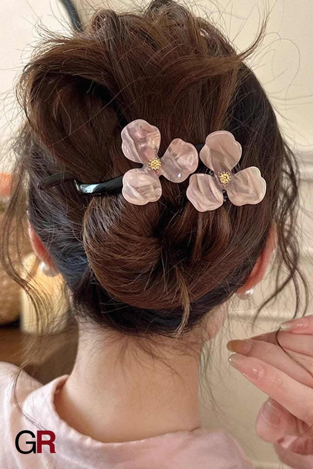 Retro Flower Back Head Updo Bobby Pin