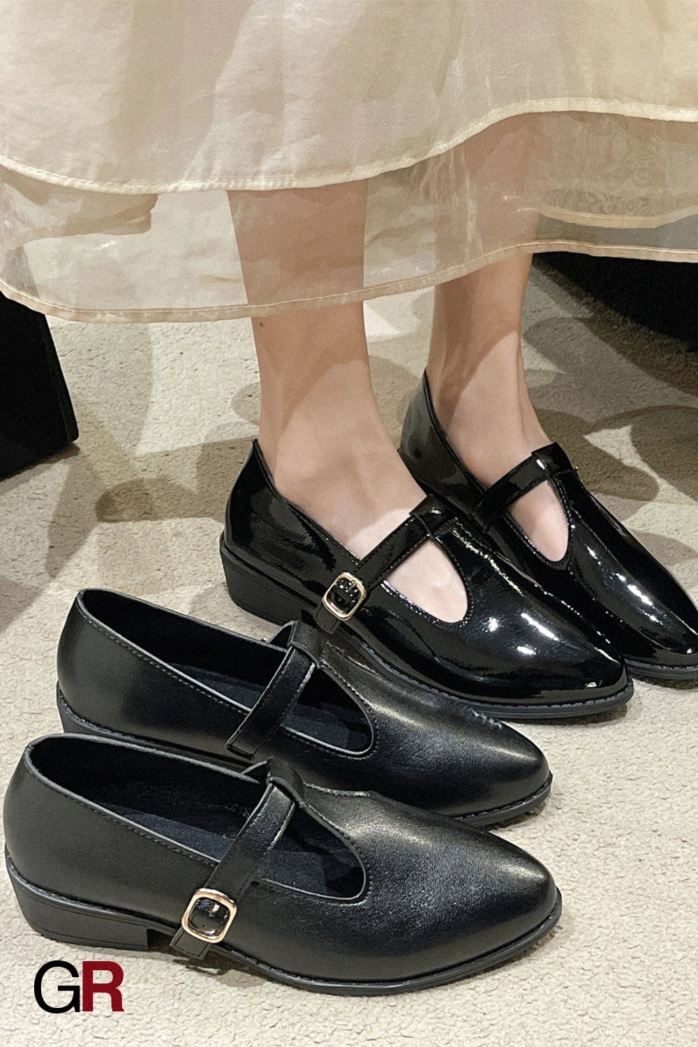 Retro Black New French Pointed Women's Short High Heels