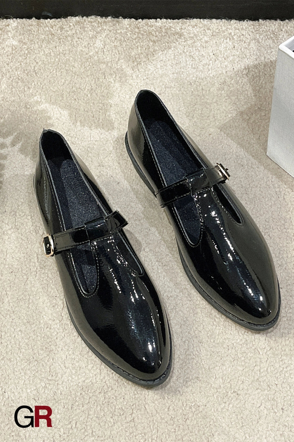 Retro Black New French Pointed Women's Short High Heels