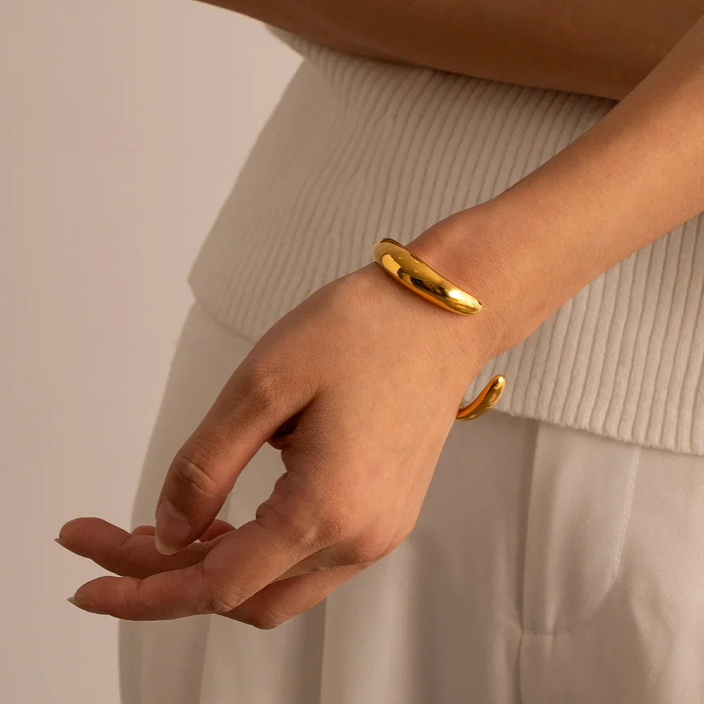 Golden Majesty Bracelet - GlamoROZ