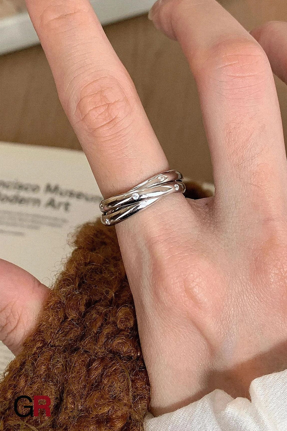 Éclat Entrelacé Ring