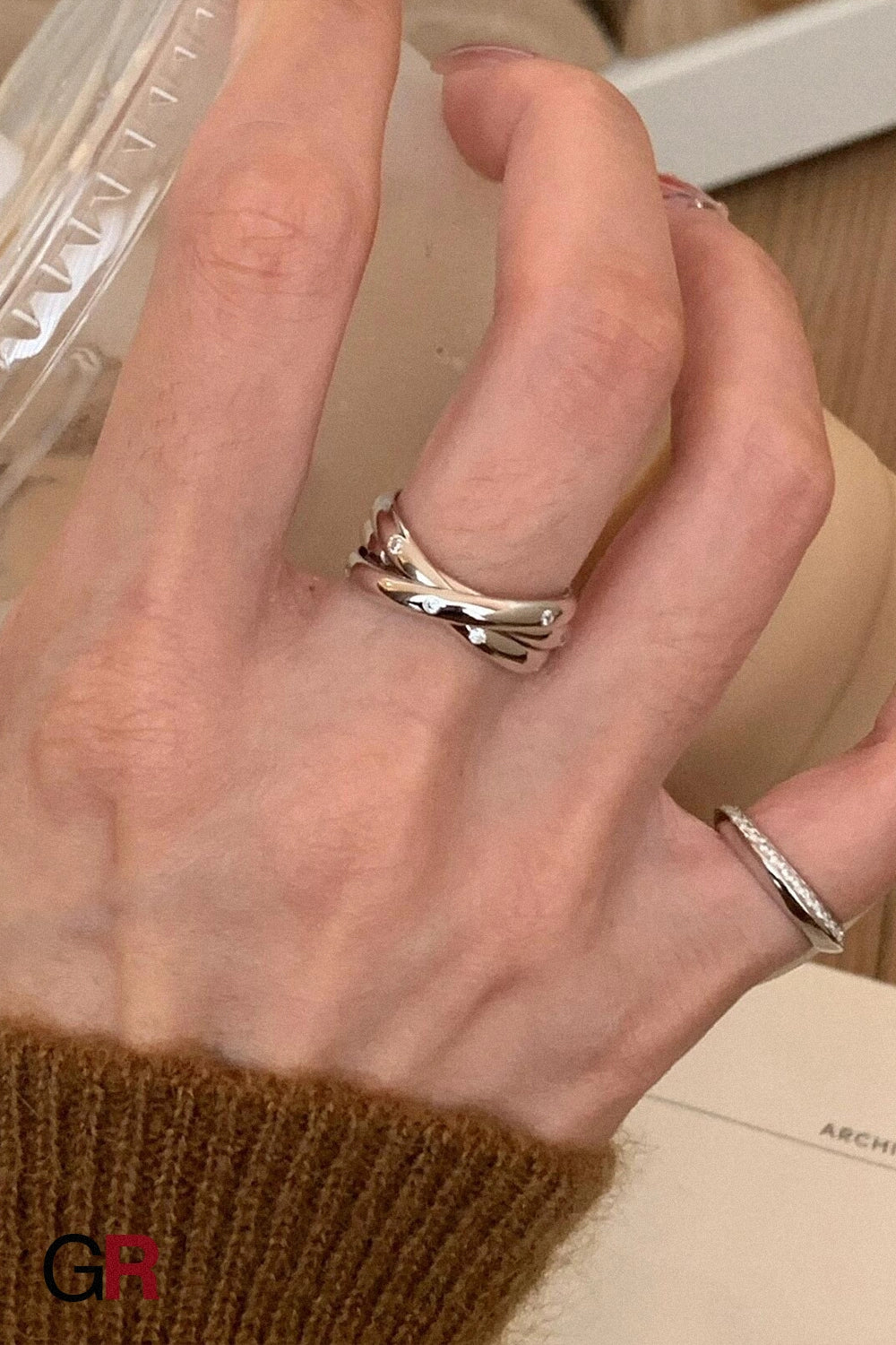 Éclat Entrelacé Ring