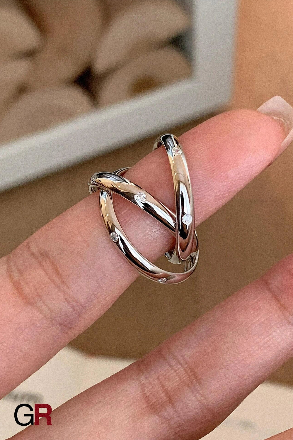 Éclat Entrelacé Ring
