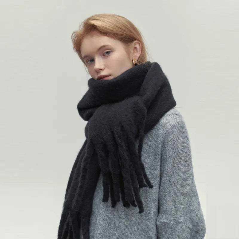 Luxurious Winter Tassel Shawl - GlamoROZ