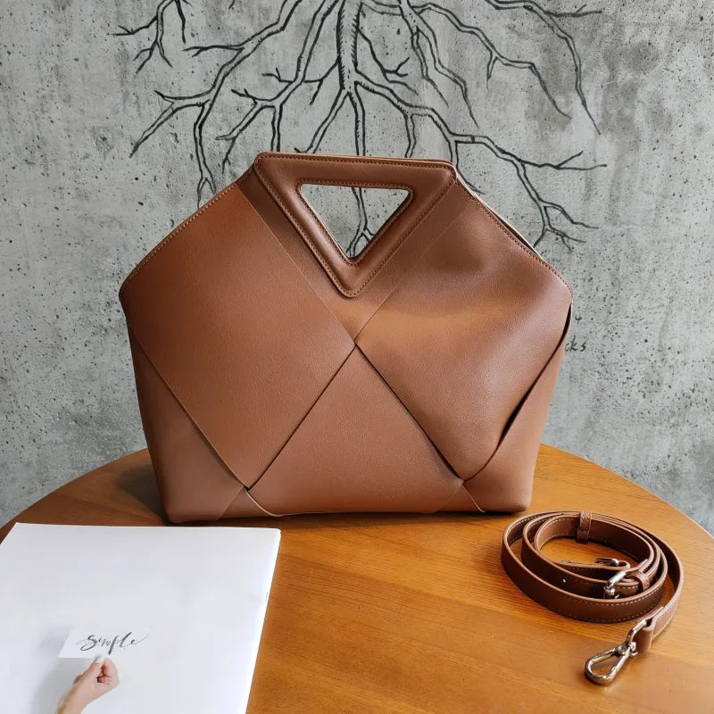 Summit Weave Maxi Tote - GlamoROZ