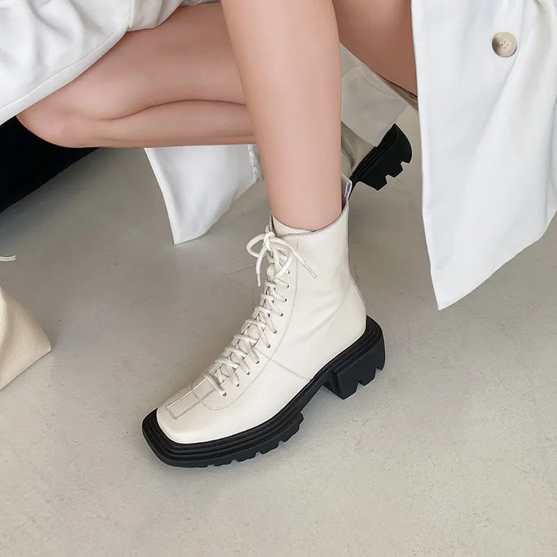 Chic Retro Short Boots with French Flair - GlamoROZ